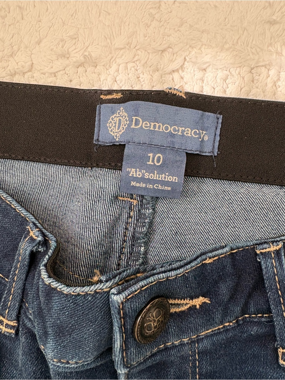 Democracy “Ab”solution Jeans👖 - Picture 3 of 7